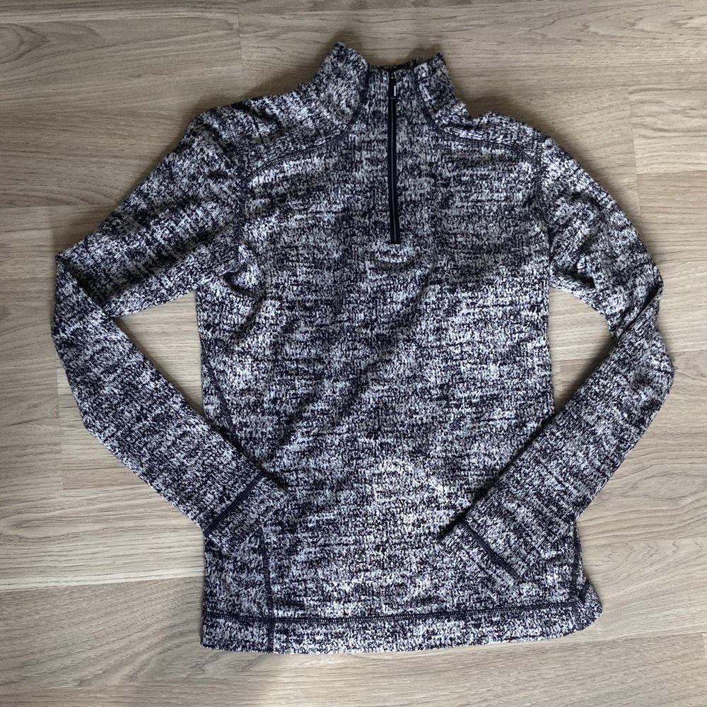 Smartwool Women's Marled Black and Gray Turtleneck 1/4 Zip Sweater